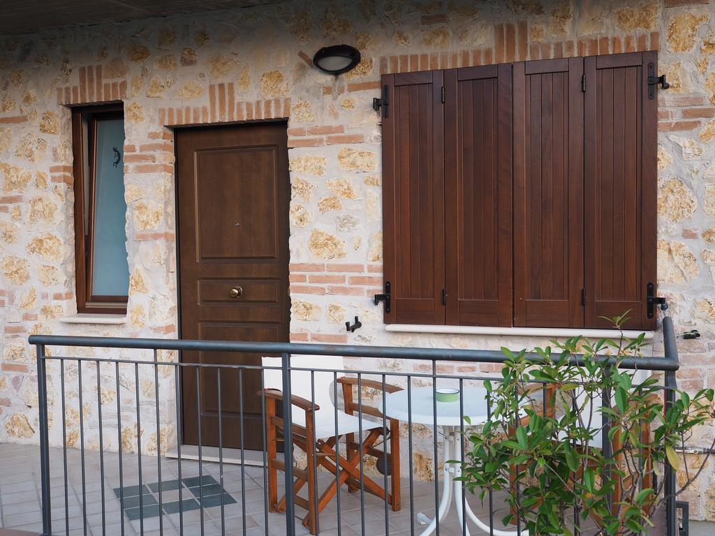Domus Umbra Βίλα Τέρνι Εξωτερικό φωτογραφία